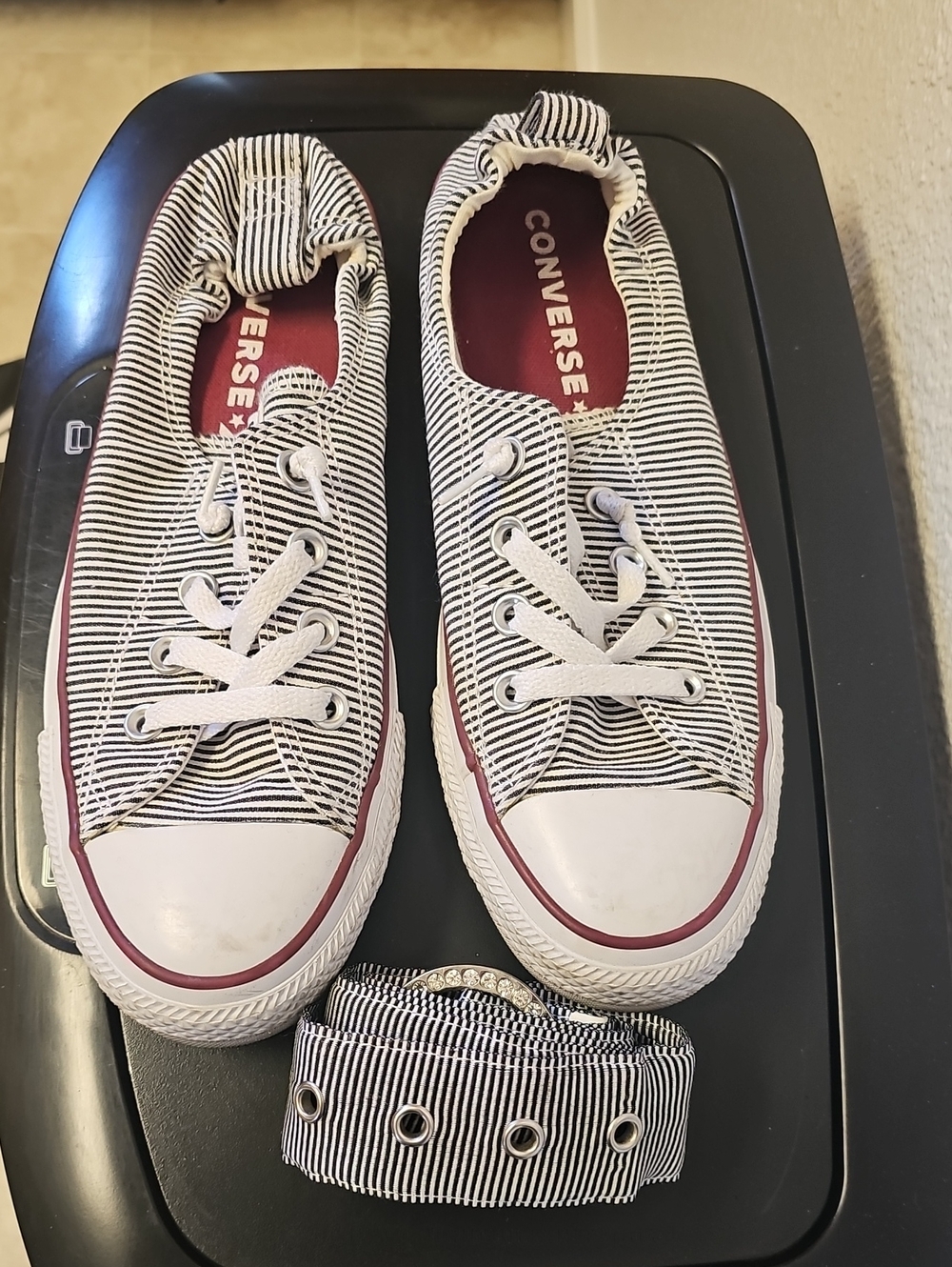 Converse Chuck Taylor All Star Striped Sneakers in Black & White US 9 W/ Belt To
